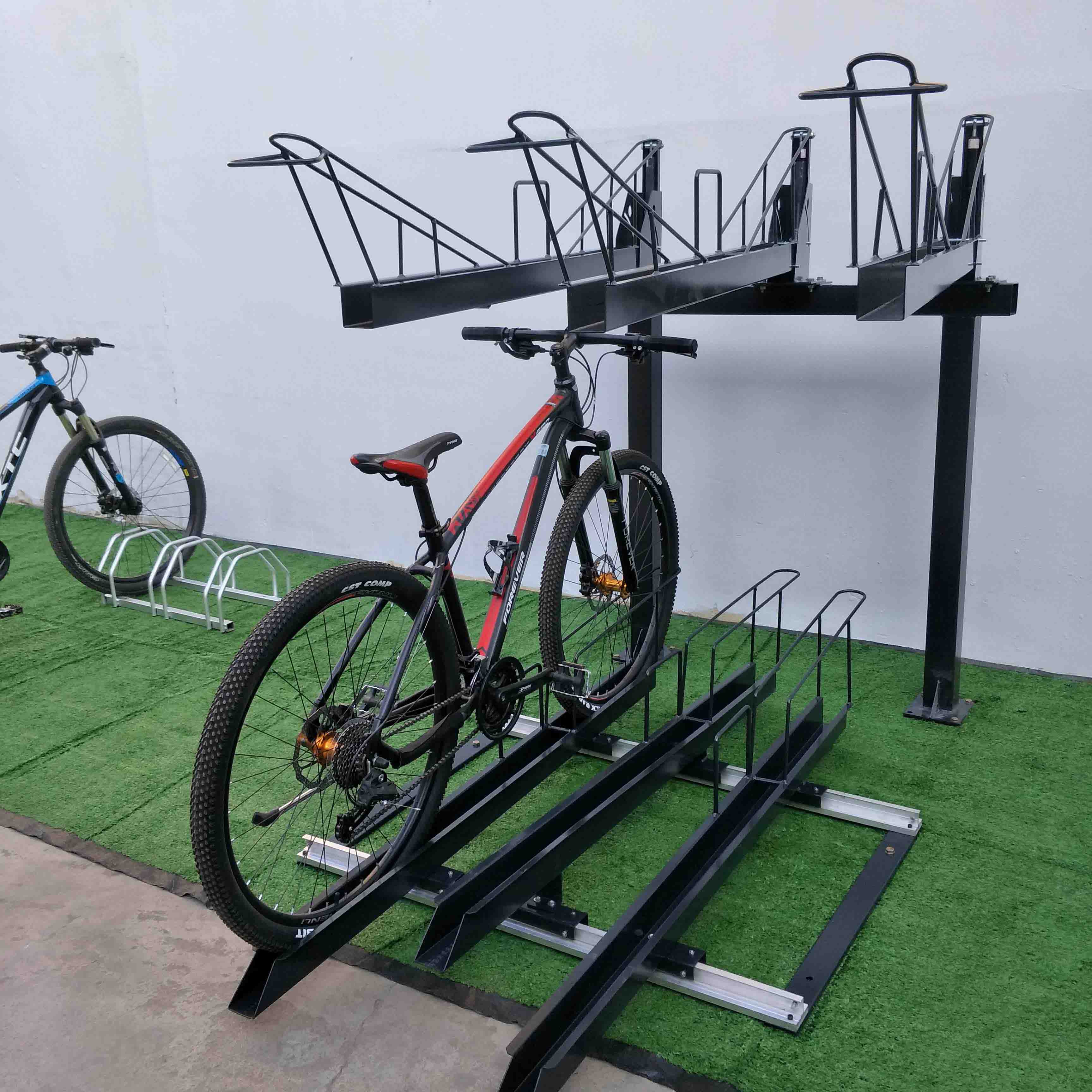 Lichtgewicht groothandel dubbeldeks fietsmontagestandaard voor 6 fietsen